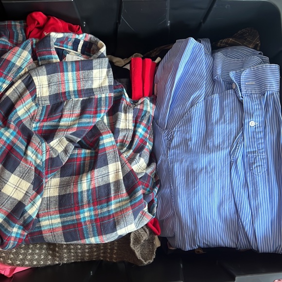 WHOLESALE: 10 items for $60! - Picture 6 of 7